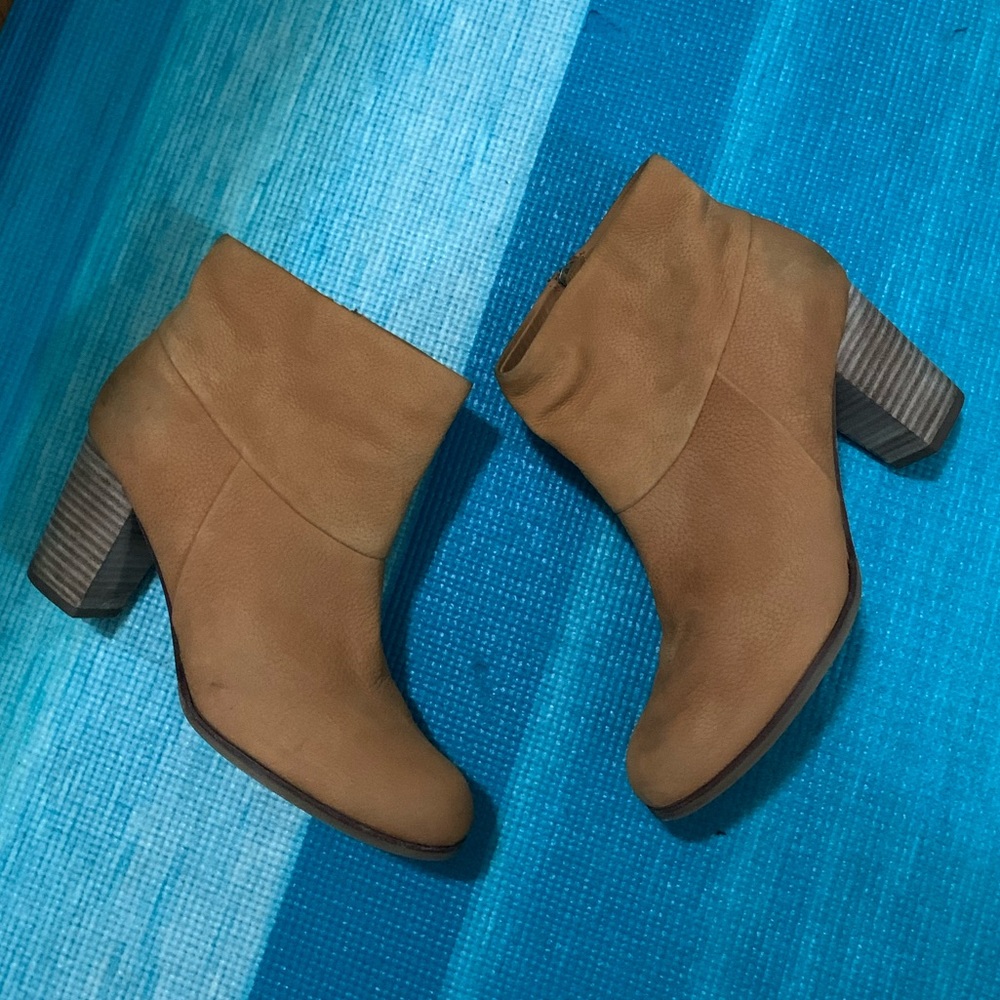 Cole Haan Booties Cassidy, Size 7.5